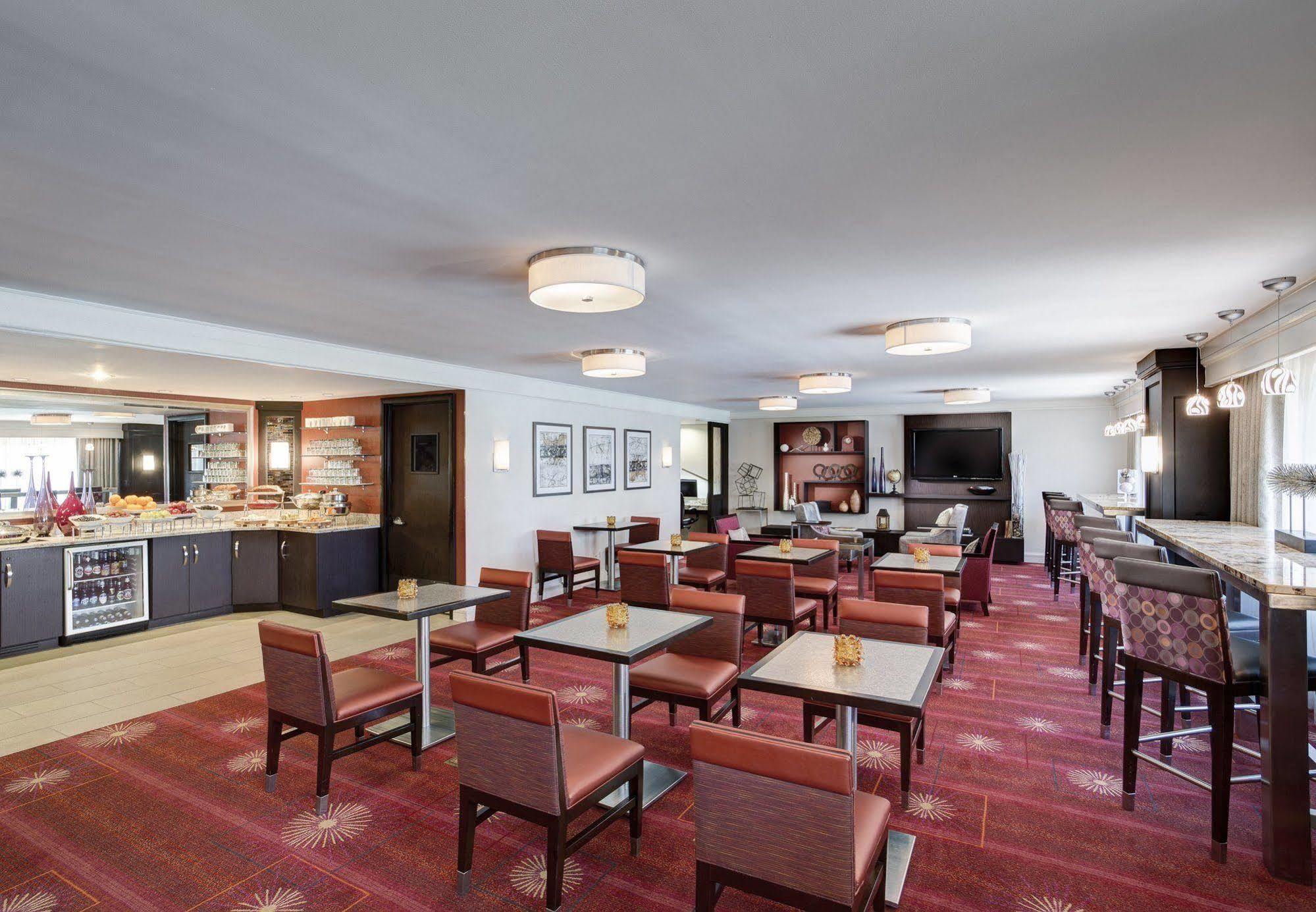 Renaissance Harborplace Hotel 4*